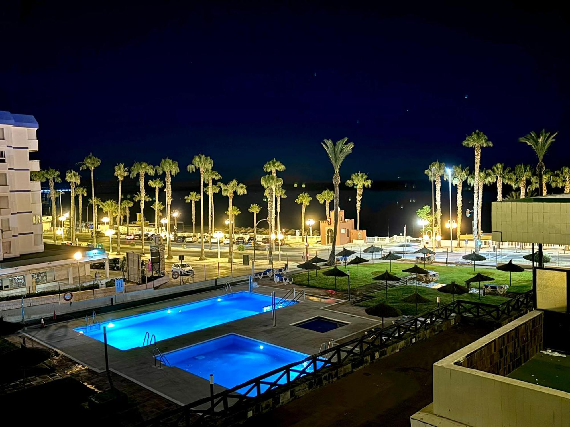 Aloha Playa Vistas Al Mar Apartman Benalmádena Kültér fotó