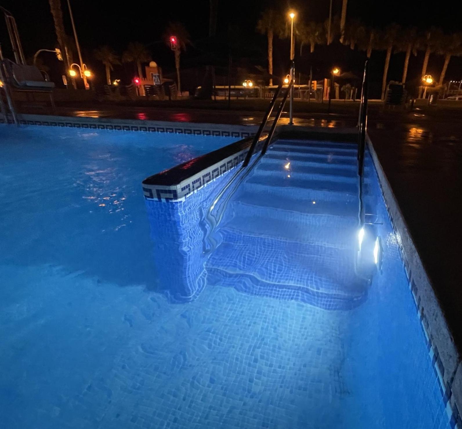 Aloha Playa Vistas Al Mar Apartman Benalmádena Kültér fotó