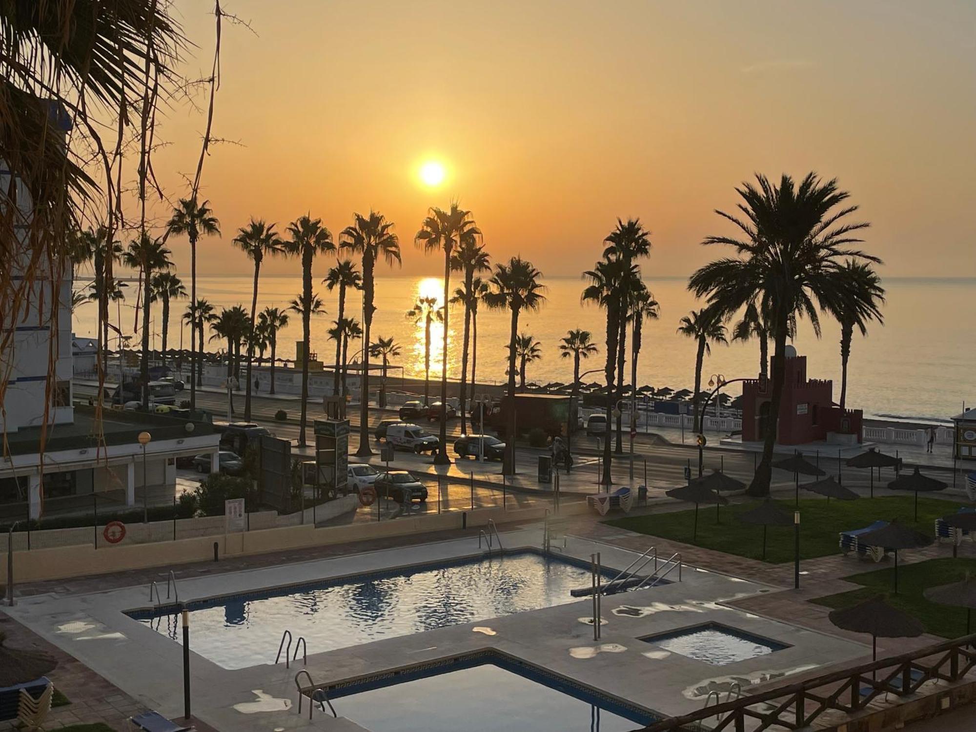 Aloha Playa Vistas Al Mar Apartman Benalmádena Kültér fotó
